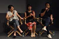 撮影現場を振り返る登壇者たち。