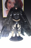 LiLiCoによる「バットマン×バッドウーマン」。