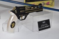 「スーサイド・スクワッド」よりハーレイ・クインのリボルバー。