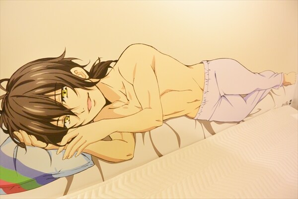 オバレの3人が添い寝してくれる、キンプリ×女性専用ホテルのコラボフロア