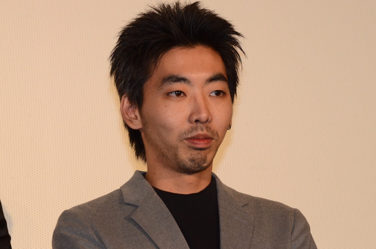 柄本時生