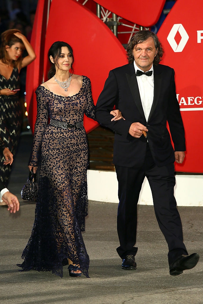 左からモニカ・ベルッチ、エミール・クストリッツァ。(c)Ernesto Ruscio