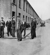 「ティーンエイジ」