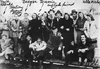 「ティーンエイジ」