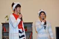 左から室伏由佳、吉田沙保里。