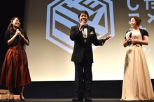 左からたなか久美、真殿光昭、土井美加。