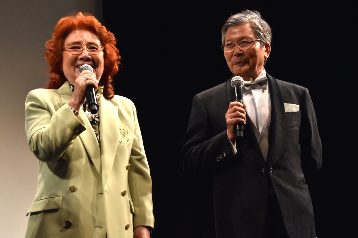 楽しげに話す野沢雅子（左）と羽佐間道夫（右）。