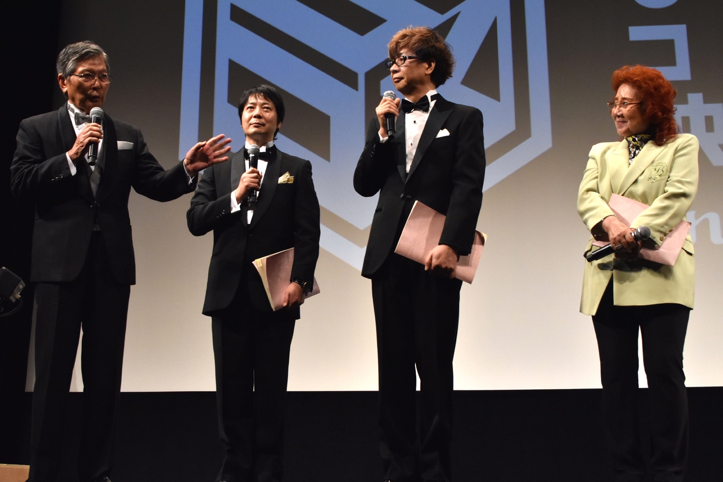 「声優口演ライブ したコメ meets 小津安二郎」の様子。