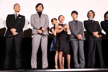 大竹しのぶを選んだ大島優子（中央）。