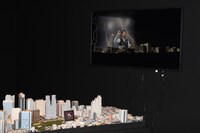 自分が巨大怪獣になったかのような感覚を、映像を通して楽しめるコーナー。