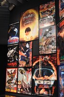 歴代「ガメラ」シリーズのポスター。