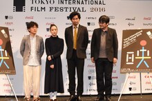 左から松居大悟、蒼井優、青木崇高、細田守。