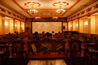 会場となる中華菜館 同發新館ホール。