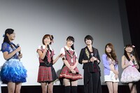 「シンデレラゲーム」初日舞台挨拶の様子。