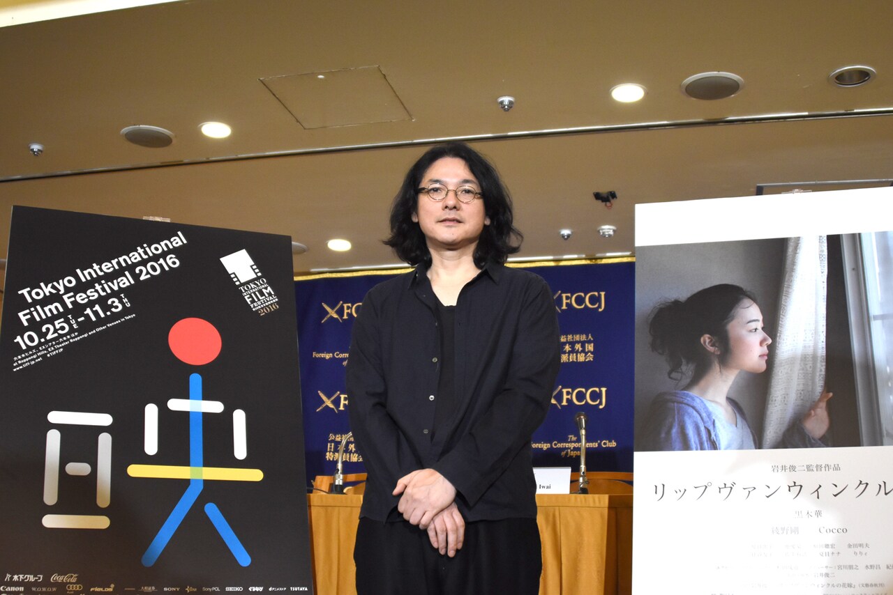 岩井俊二が新たなアニメーション作品の制作に意欲「実写とは違う楽しみがある」