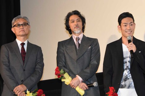 左から堤幸彦、加藤雅也、中村勘九郎。
