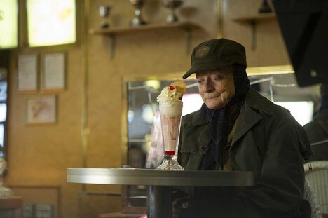 「ミス・シェパードをお手本に」