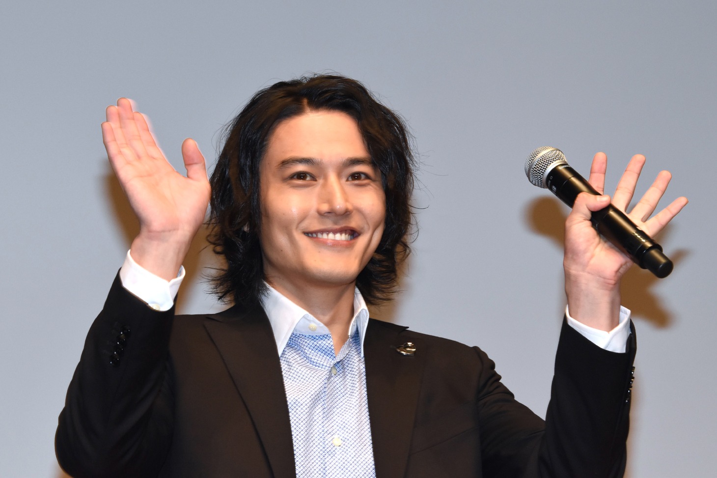 蕨野友也