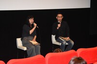 左から細谷美香、よしひろまさみち。