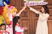「魔法つかいプリキュア！」に本人役で出演することを喜ぶ渡辺麻友。