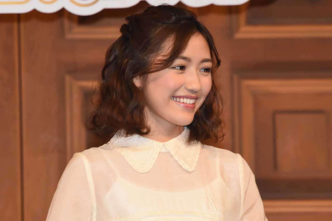 渡辺麻友。