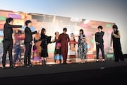 「何者」初日舞台挨拶の様子。