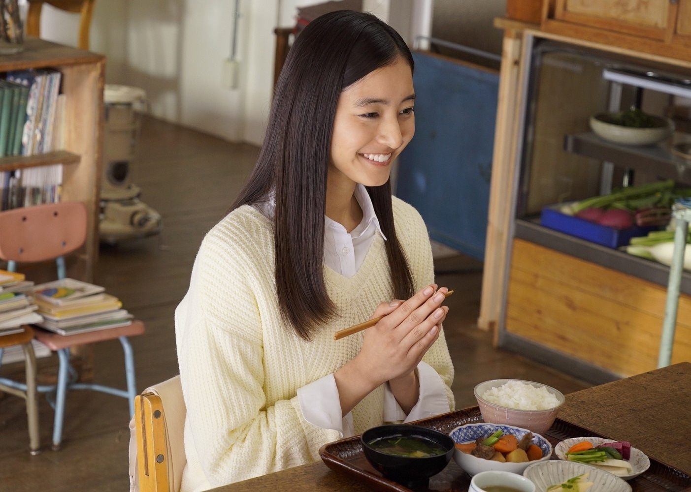 「僕らのごはんは明日で待ってる」