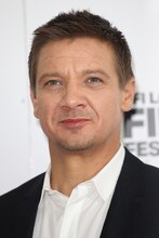 ジェレミー・レナー（写真提供：Famous / ACE Pictures / Newscom / ゼータ イメージ）