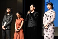 左から志磨遼平、上白石萌音、菅田将暉、小松菜奈。