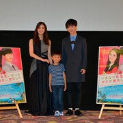 SUPER JUNIORイェソン&佐々木希が沖縄に登場、「はいさい」「はいたい」と挨拶