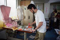 「『闇金ウシジマくん ザ・ファイナル』メイキング映像～モネの習字篇～」より。