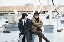「3月のライオン」主演・神木隆之介（左）と、監督・大友啓史（右）。