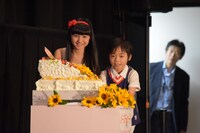 左から篠川桃音、星流。