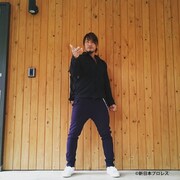 棚橋弘至がInstagramにアップした、仮面ライダーエグゼイドの変身ポーズ。