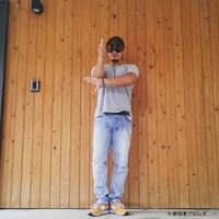 棚橋弘至がInstagramにアップした、仮面ライダーゴーストの変身ポーズ。