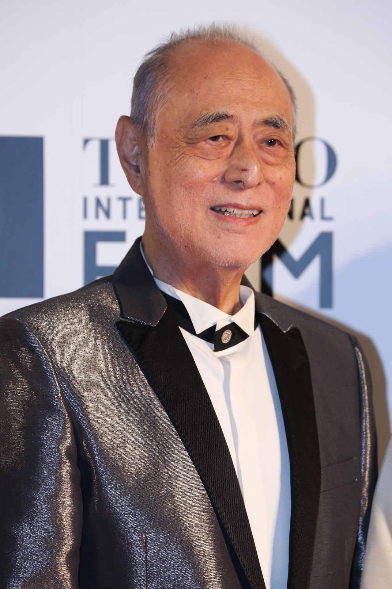 津川雅彦