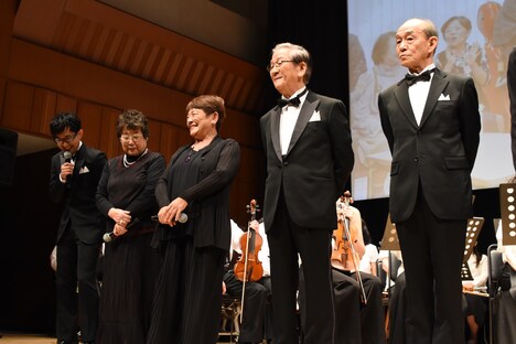 「オケ老人！」プレミア試写会の様子。