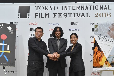 「アジア三面鏡2016：リフレクションズ」会見の様子。