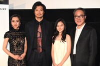 「雪女」記者会見の様子。