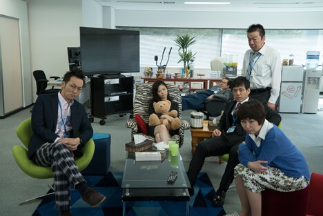 ドラマ「警視庁 ナシゴレン課」の新場面カット。