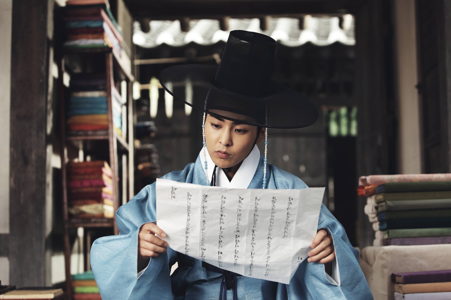 「キム・ソンダル 大河を売った詐欺師たち」 (c)2016 CJ E&M Corporation, All Rights Reserved.