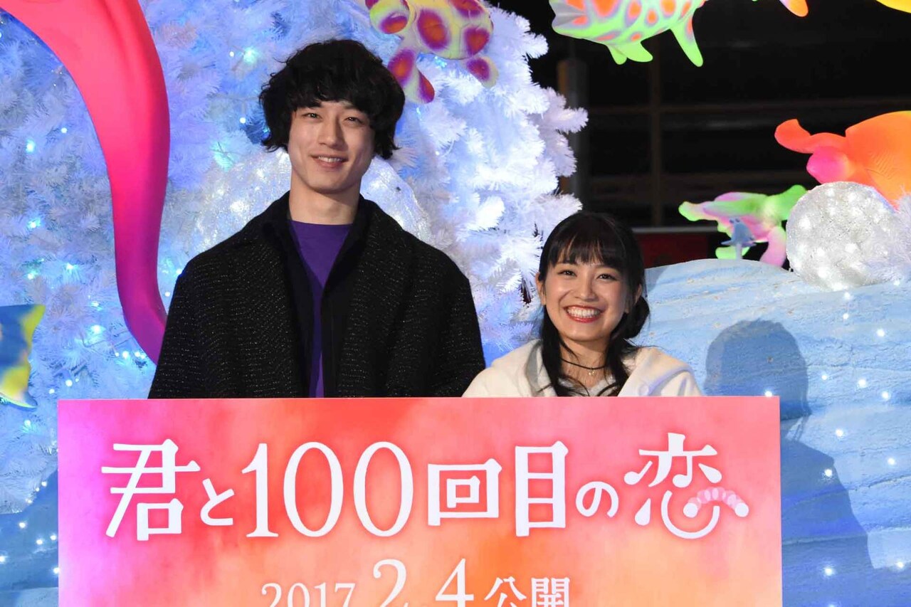 左から坂口健太郎、miwa。