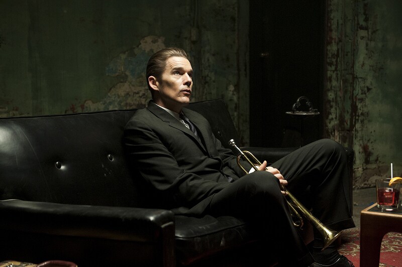 「ブルーに生まれついて」