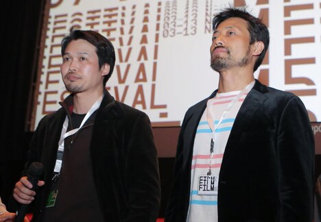 第57回テッサロニキ国際映画祭の様子。竹内洋介（左）と岸建太朗（右）。