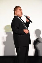 サプライズで登場した出川哲朗。