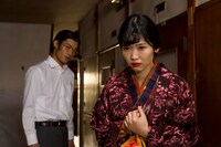 「屋根裏の散歩者」新場面写真