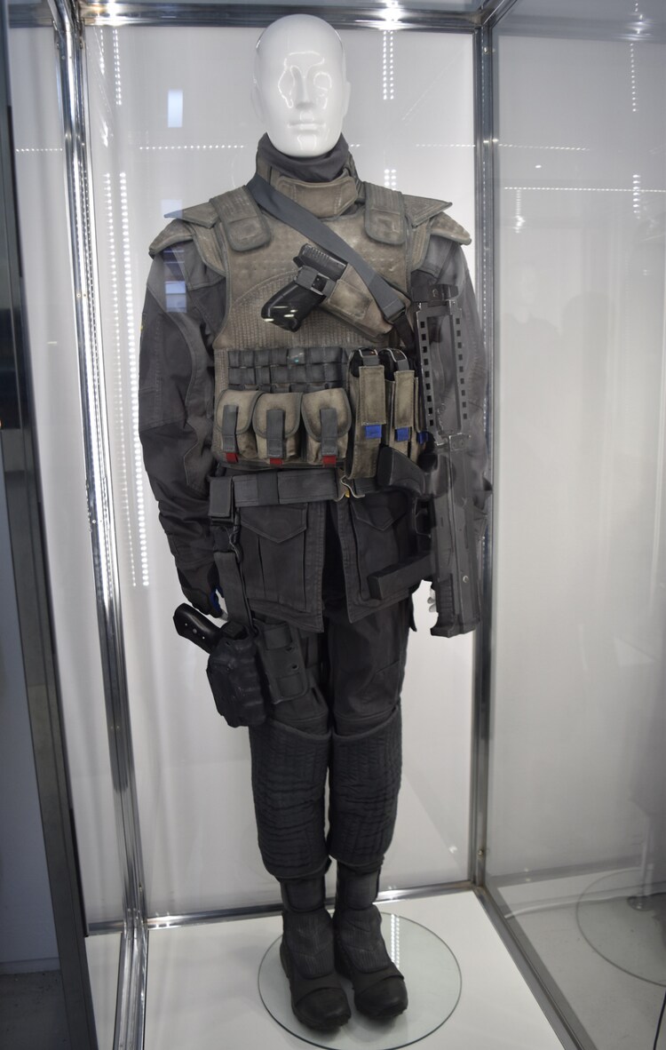 Ghost In The Shell ゴースト イン ザ シェル エクスクルーシブイベントの展示の様子 画像ギャラリー 22 27 お笑いナタリー Ghost In The Shell ゴースト イン ザ シェル エクスクルーシブイベントの展示の様子 画像ギャラリー 22 27 お笑いナタリー