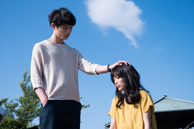 Miwa×坂口健太郎「君と100回目の恋」頭ポンや腕グイなど胸キュン新写真8点 - 映画ナタリー