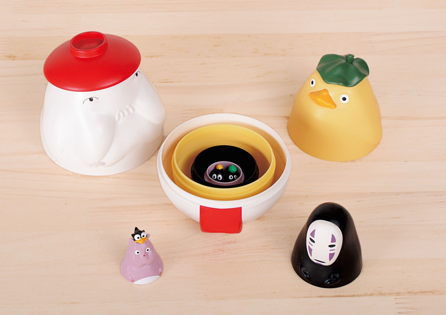 「千と千尋の神隠し マトリョーシカ」 (c) Studio Ghibli