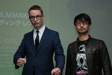 左からニコラス・ウィンディング・レフン、小島秀夫。